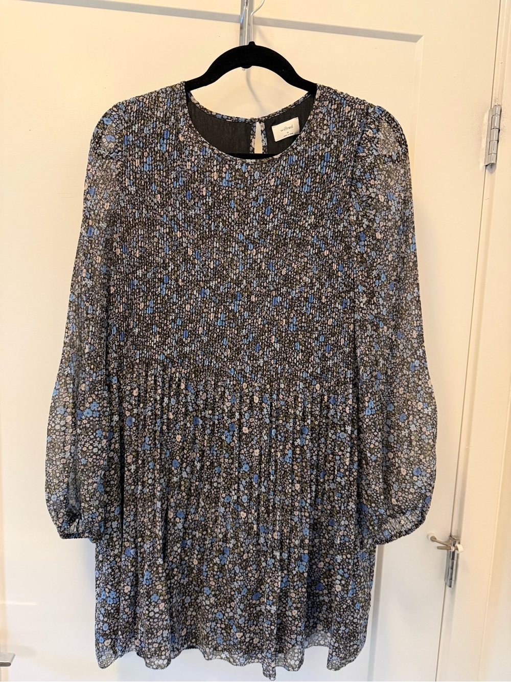 Aritzia Wilfred Daydreamer Dress medium